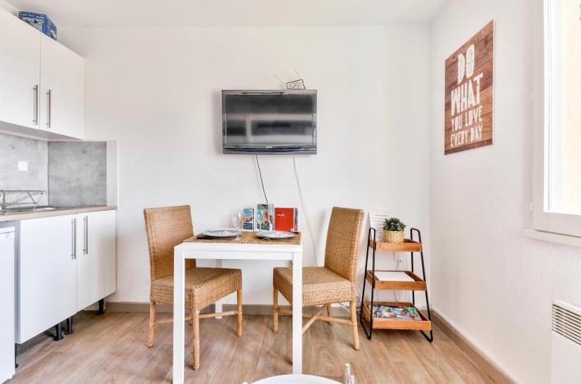Studio Avec Piscines A 500M De La Plage Bandol Eksteriør billede