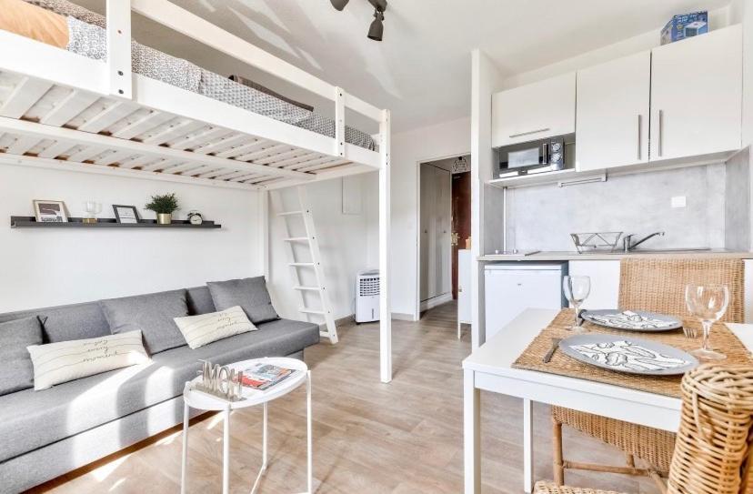 Studio Avec Piscines A 500M De La Plage Bandol Eksteriør billede